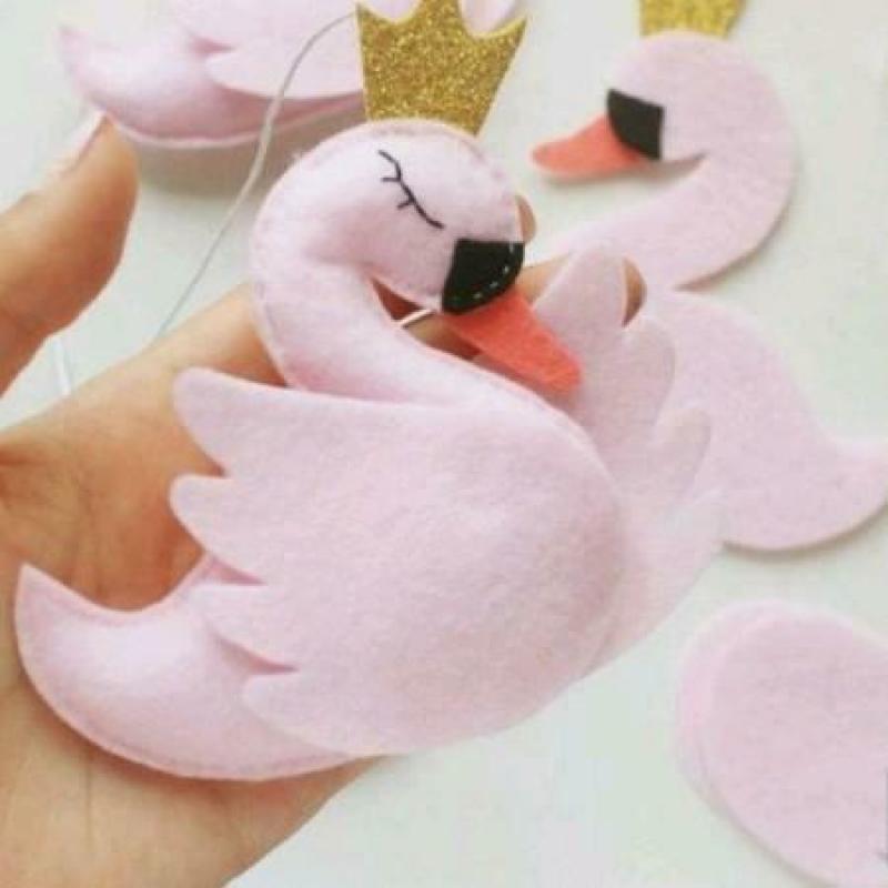 Babygym hanger met verschillende kleuren en modellen
