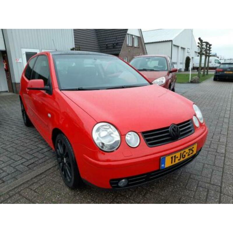 Volkswagen POLO 1.4 HIGHLINE AIRCO/CRUISE/STOELVERWARMING