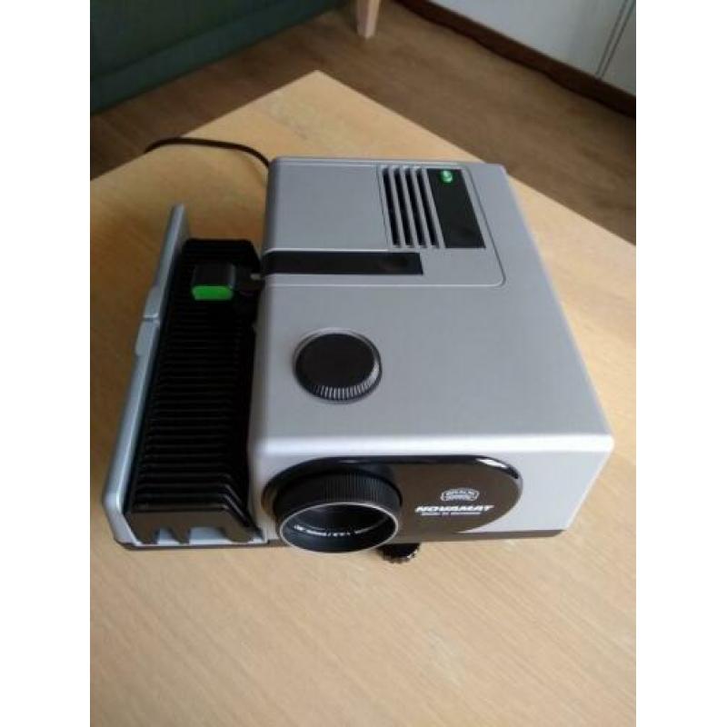 Braun Novamat E130 diaprojector nieuw