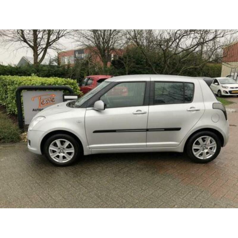 Suzuki Swift 1.3 5D 2010 Grijs