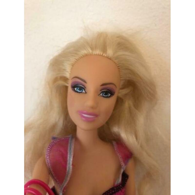 Barbie manga
