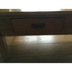 Salontafel blank eiken kleur antiek