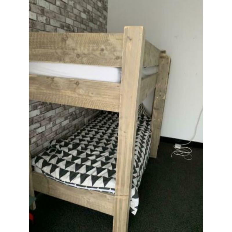 Steigerhouten stapelbed van