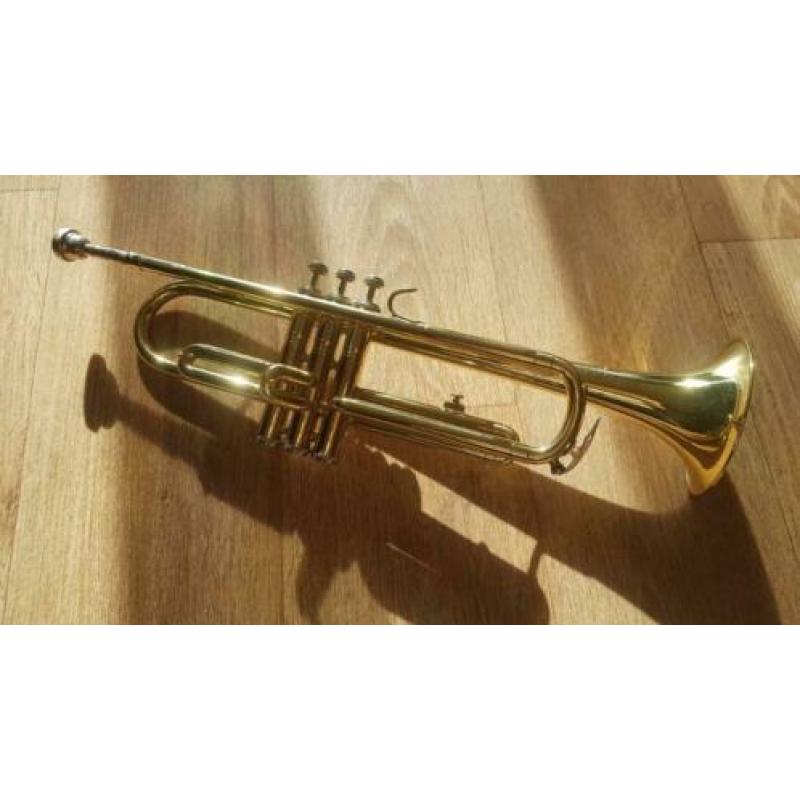 Jupiter STR100 trompet gelakt, izgst