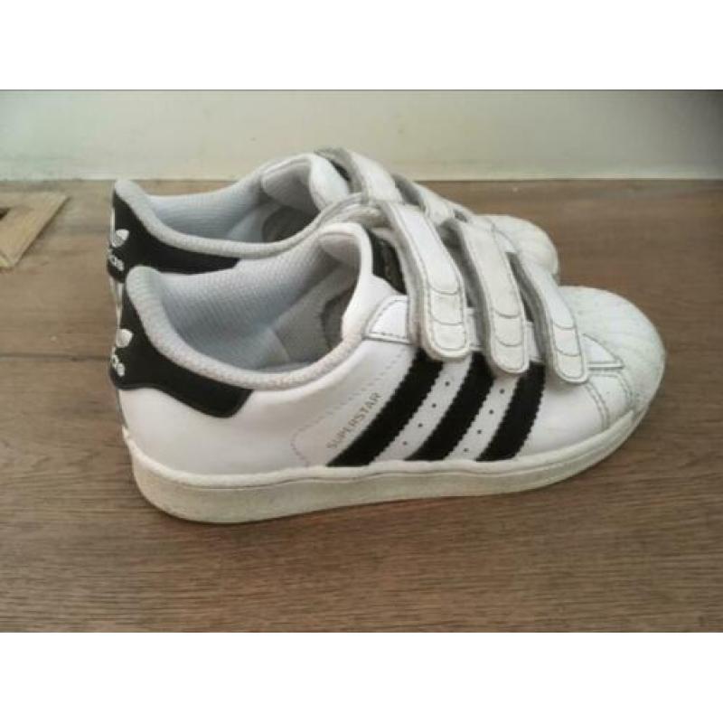 Adidas superstar wit met zwarte strepen, mt. 30