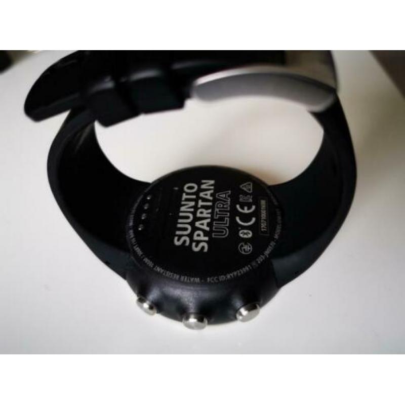 Suunto Spartan Ultra zwart incl borstband en bike mount