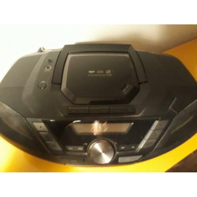 Philips radio cd casette speler