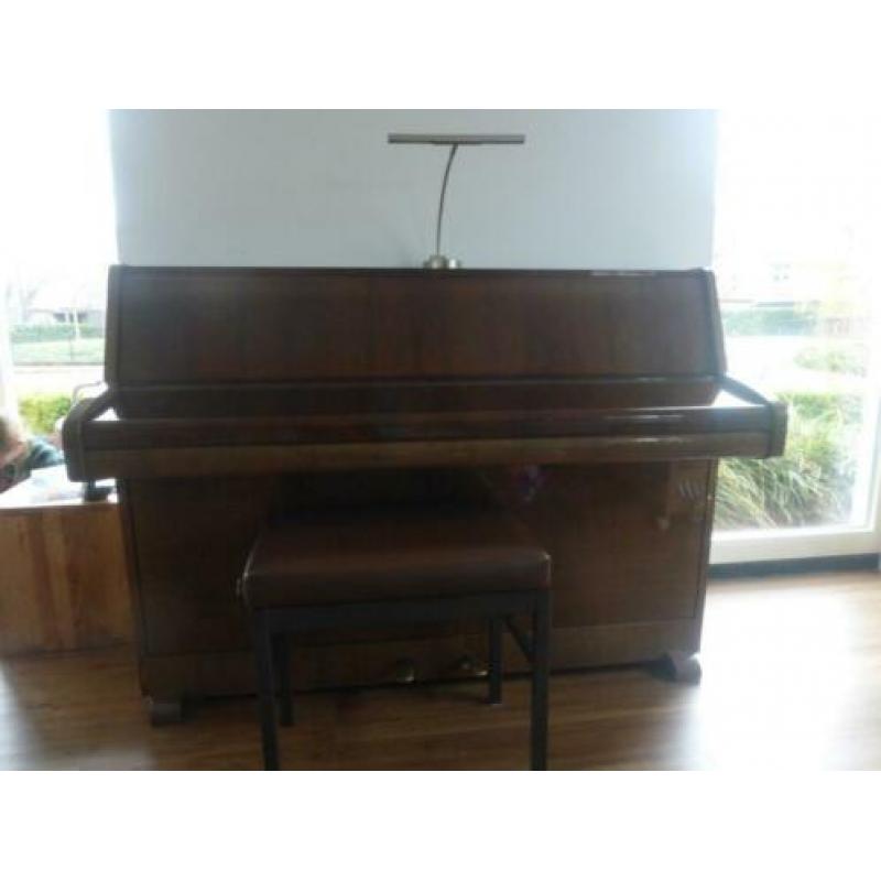 piano (merk Schimmel)