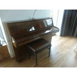 piano (merk Schimmel)