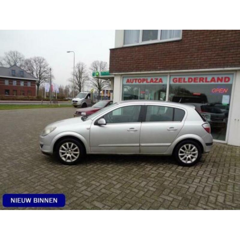 Opel Astra 1.6 Elegance (bj 2004)