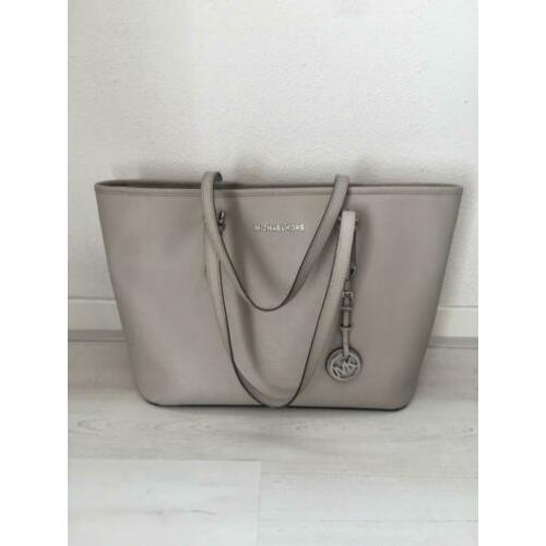 Michael Kors | Jet set travel | taupe beige