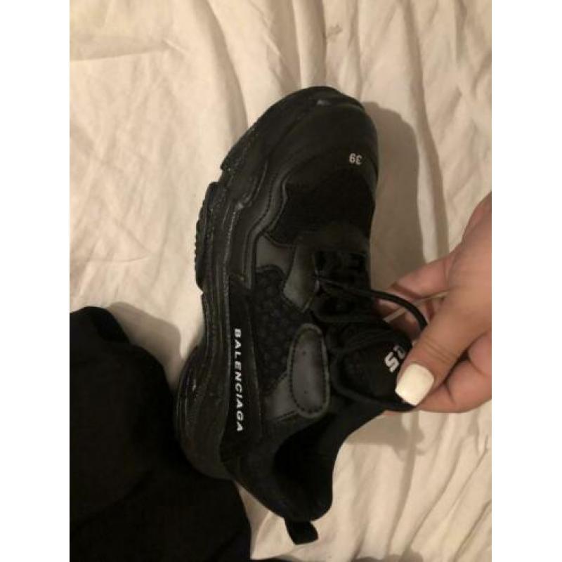 Balenciaga triple s