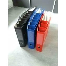 Ordners, A4. 4 x rood, 7x blauw, 8 x zwart