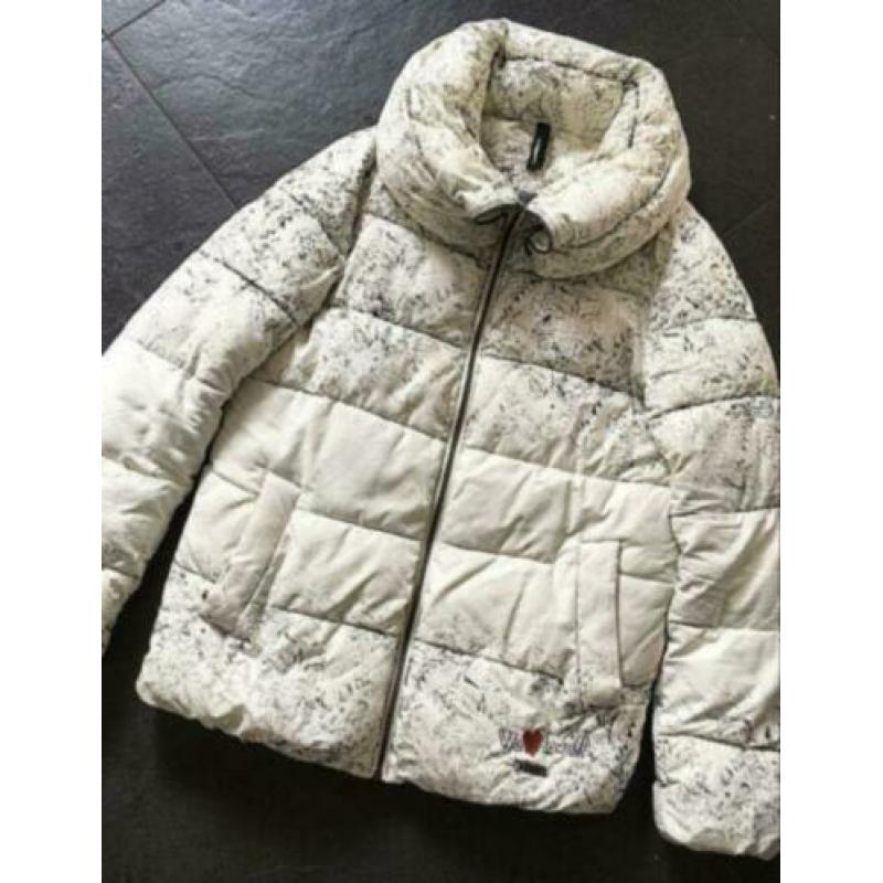 DESIGUAL Heerlijke warme en mooie crème winter jas , mt 38