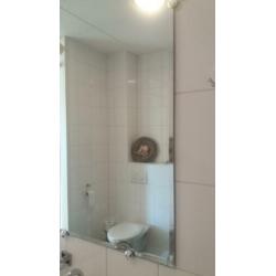 Spiegel badkamer!