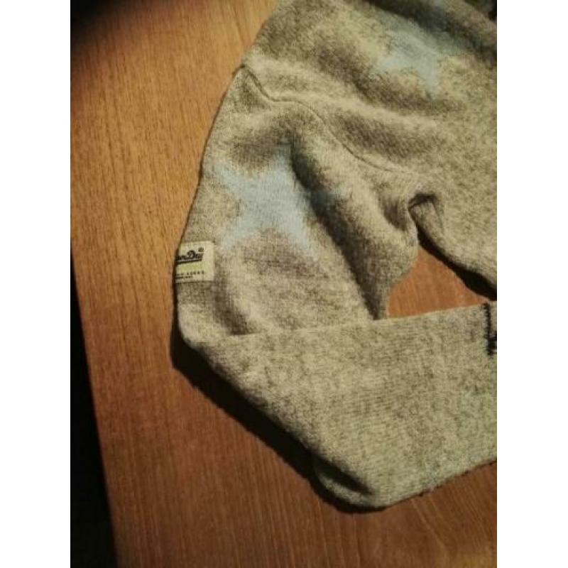 Super Dry trui maat M €10