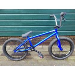 STUNTPRIJS NIEUWE PREMIUM BMXFIETSEN VAN 599 NU 349 rijklaar