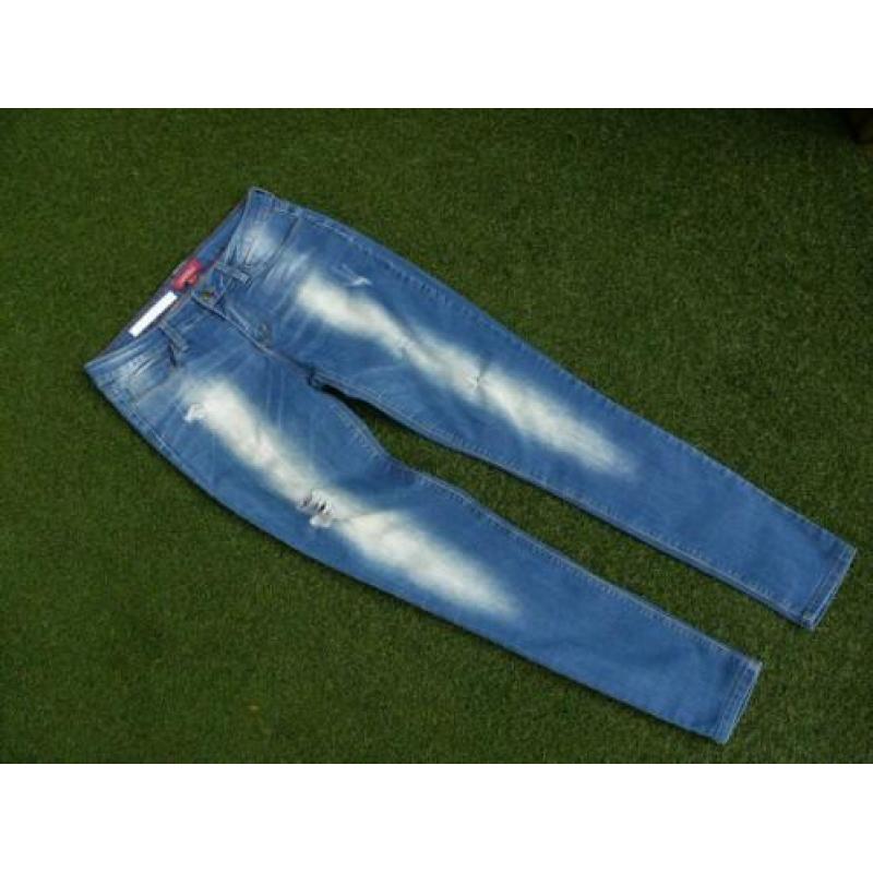 FOREVER 21 spijkerbroek maat 30 lengte 34 stretch en meer...