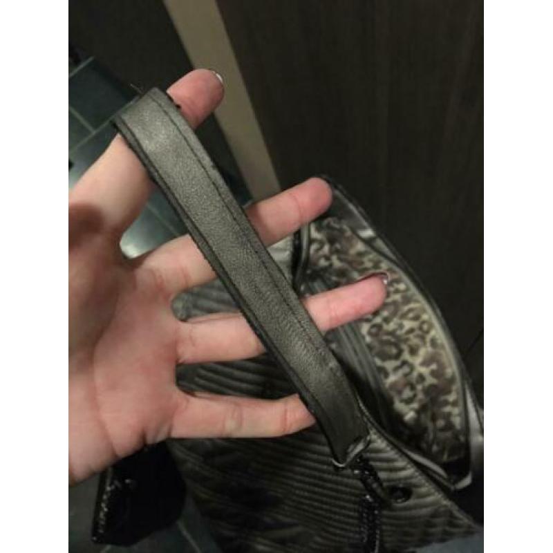 GUESS handtas