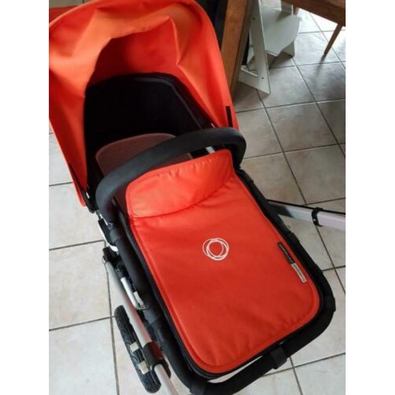 Bugaboo Cameleon te koop! Oranje en ook zwarte bekleding.