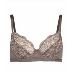 Sapph lingerieset: beugelbh 75E, 80E en slip 38 nieuw