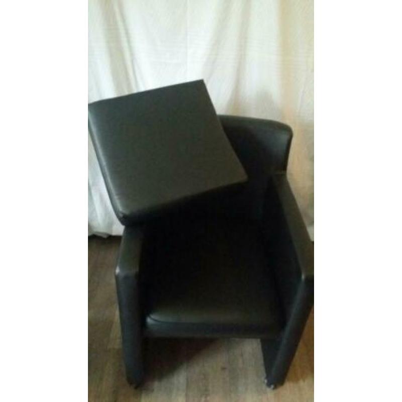 4 leren fauteuils stoelen op wieltjes