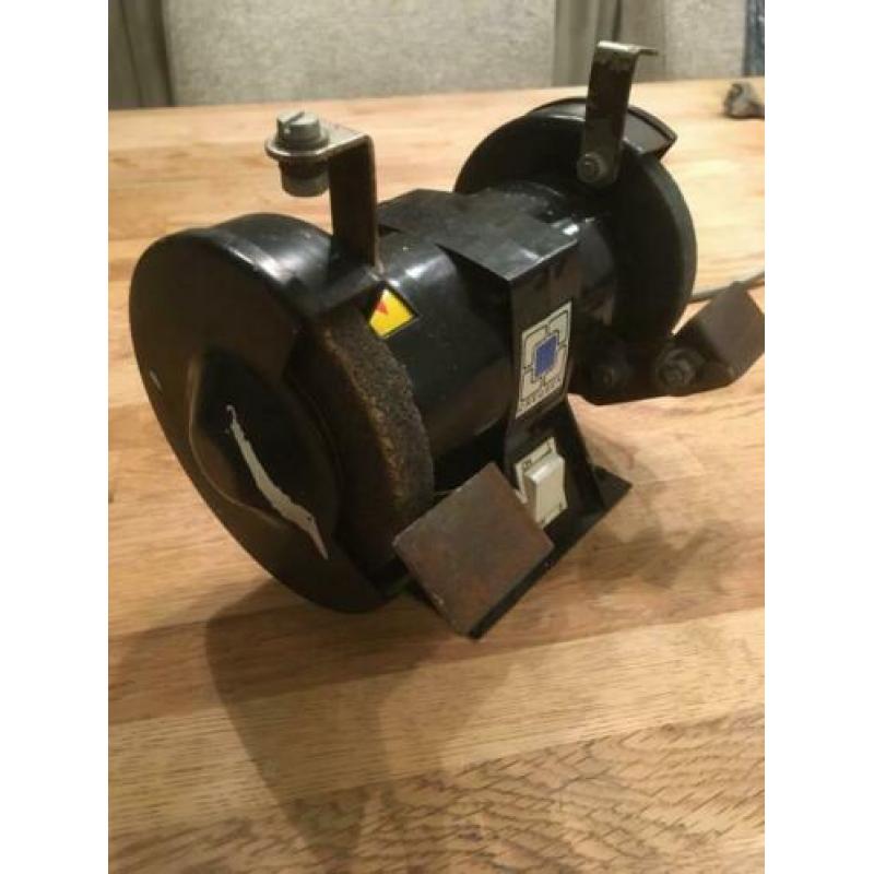 2 creusen werkbank slijpmachines