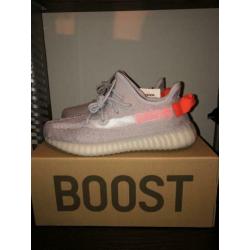 Adidas Yeezy Boost 350 v2 “Tail Light” 41 EU
