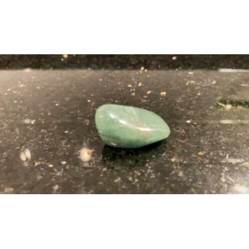 Smaragd 9 gram zeer mooi gepolijst