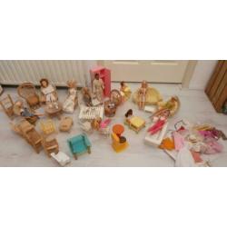 Vintage retro Barbie sindy fleur poppen met meubeltjes
