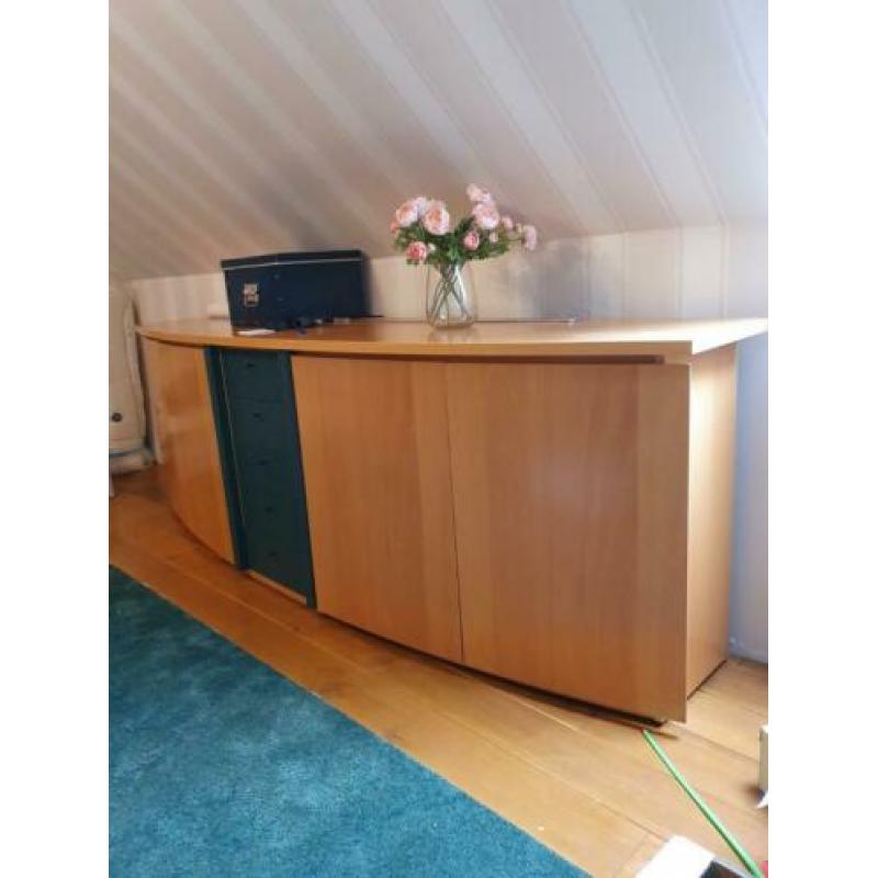Wandkast/tv meubel en bijpassend dressoir