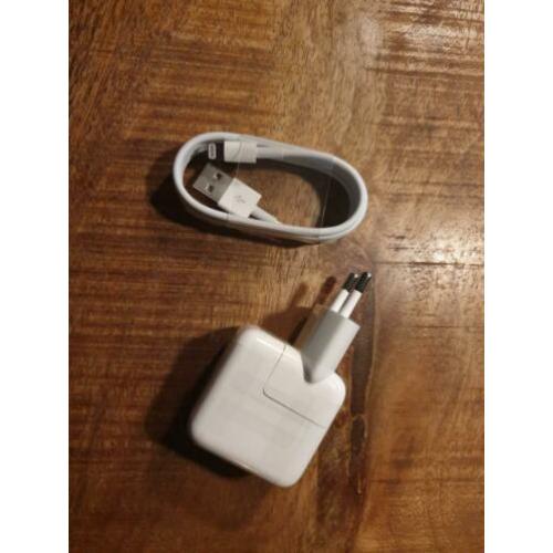 Apple Ipad adapter, lightning kabel en verpakking