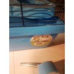 Hamsterkooi met fles en glijbaan en voerbakje 50 bij 35 cm