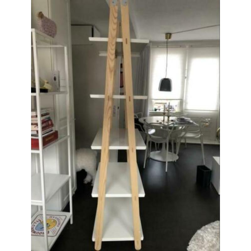 Normann Copenhagen Boekenkast One Step Up High