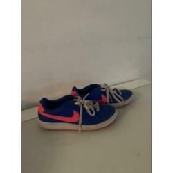 Nike maat 39