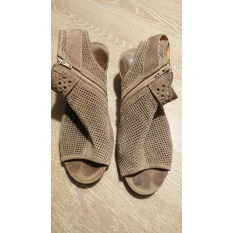 Footnotes sandalen 38