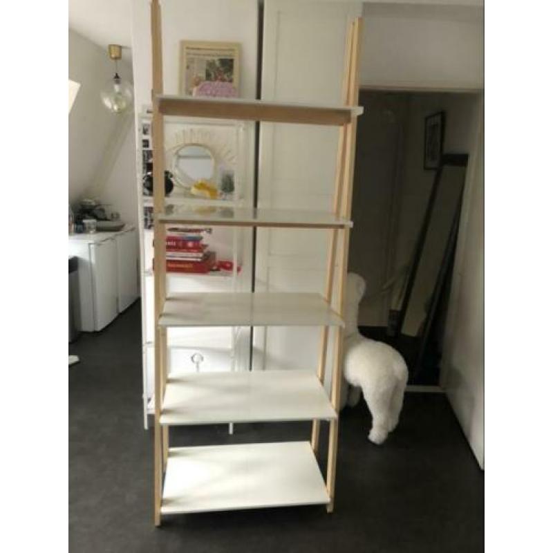 Normann Copenhagen Boekenkast One Step Up High