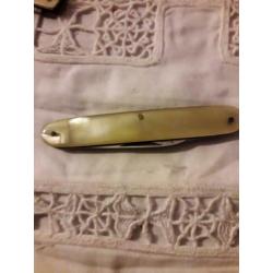 Brocante jaren 50 3 parelmoer mesjes kleine 3cm grootste 8cm