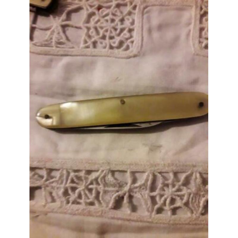 Brocante jaren 50 3 parelmoer mesjes kleine 3cm grootste 8cm