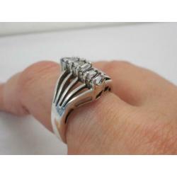 Zilveren royale vintage ring met steentjes nr.1400