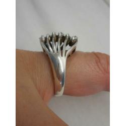 Zilveren royale vintage ring met steentjes nr.1400