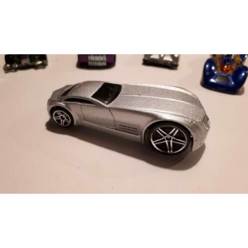 11 Hotwheels, Mattel,