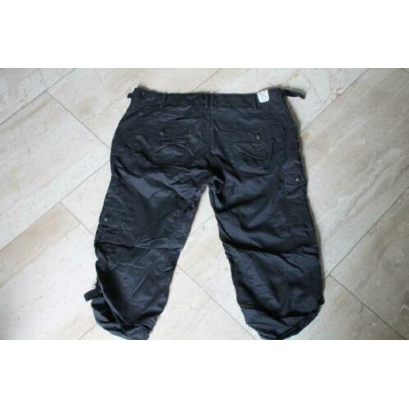 Drykorn cargo/ worker 3/4 broek zwart maat S/ 36 / 38 NIEUW