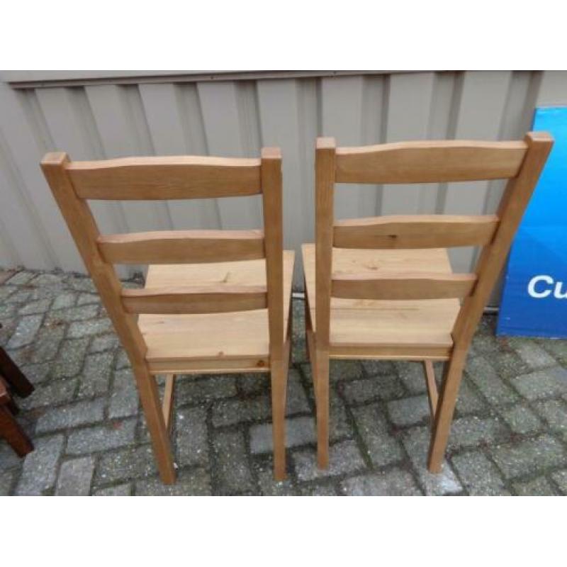 2 Houten (keuken) stoelen, nieuw