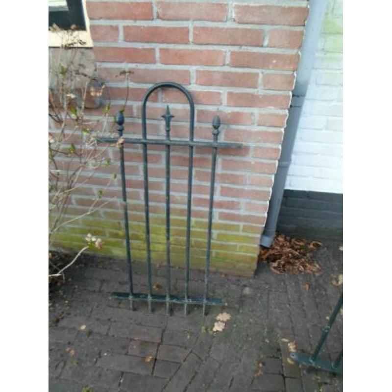 Te koop mooie lengtes sierhekwerk