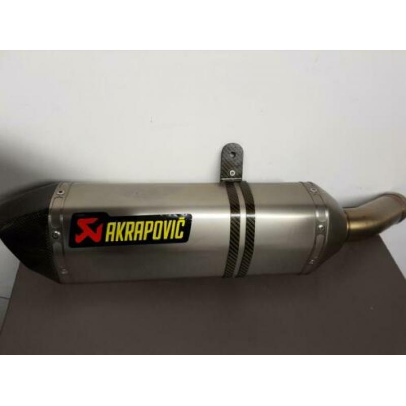 Akrapovic Slip-On Exhaust Yamaha FZ8  Fazer M-HR024