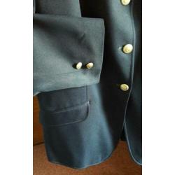 Netjes Wedstrijdjasje donker blauw mt 40