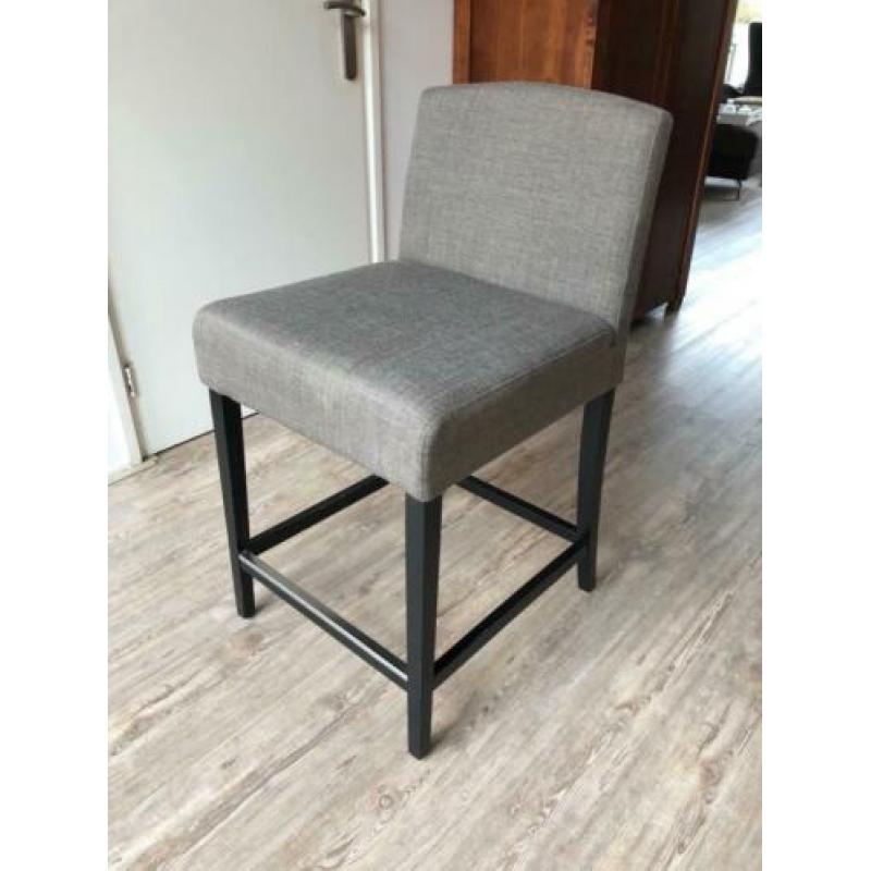 4 bar stoelen Mobitec