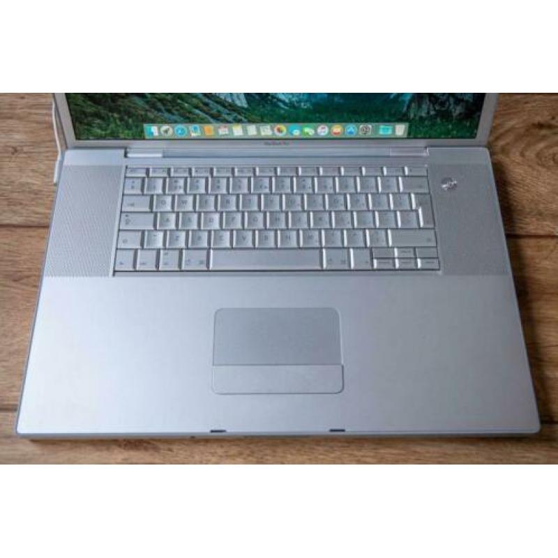 MacBookPro 17 inch
