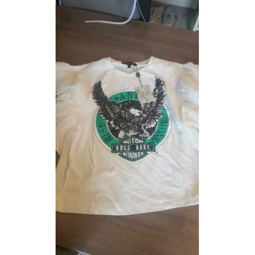 3 shirts van Maison Runway